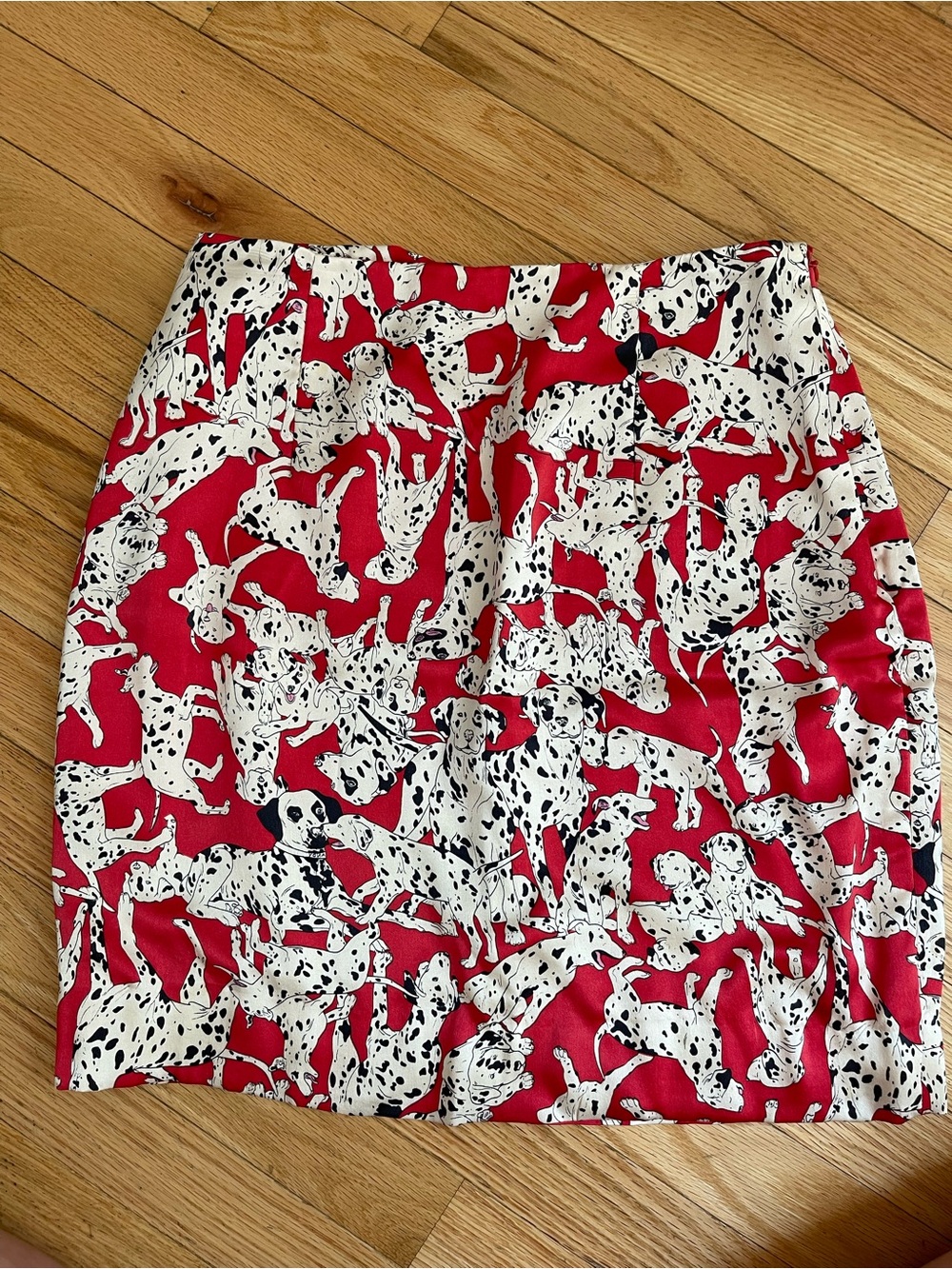 Vintage 90s Nicole Miller 100% Silk Dalmatian Novelty Print Skirt size 8